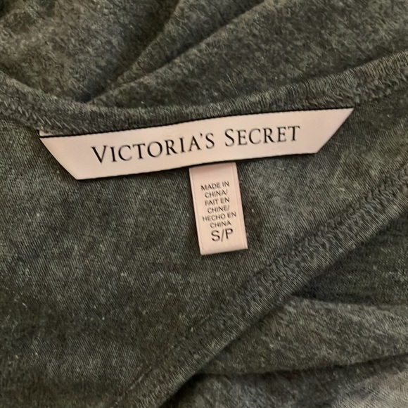 Victoria’s Secret Lounge Graphic Gray keep calm party on Tank Top - Picture 3 of 5